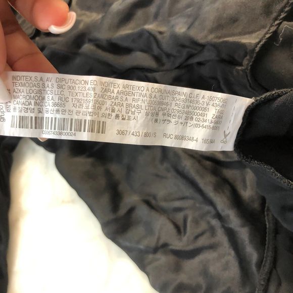 Zara Black Cropped Button Down 100% Viscose Shirt Size S - Picture 3 of 8